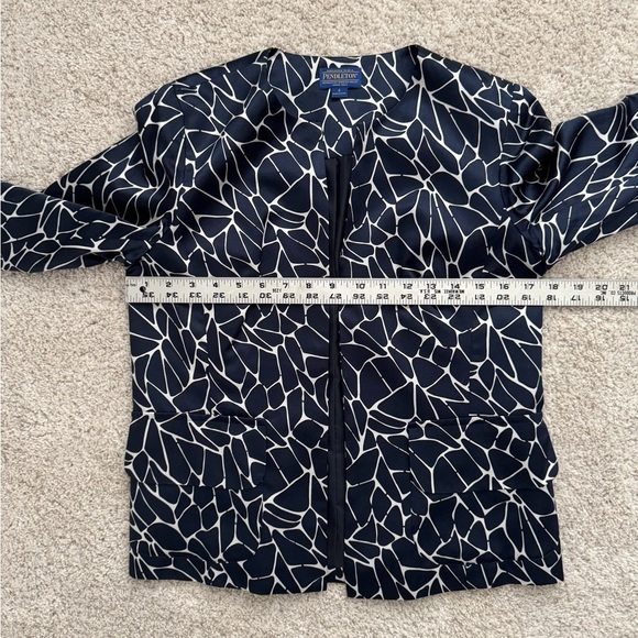Pendleton Navy and White Silky Patterned Open Front Blazer - Picture 6 of 7